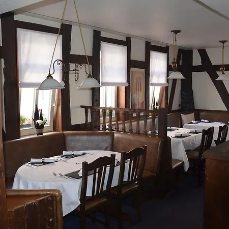 Schwartzer Loewe 2* بابينهاوزن